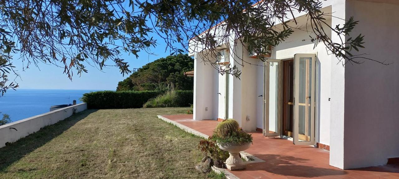Casa Scirocco Villa Messina Eksteriør billede